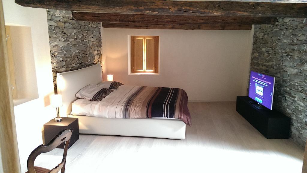 Corte Delle Camelie Gambarogno Room photo